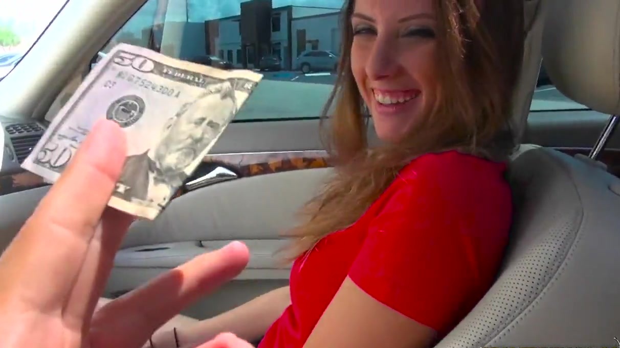 Teen enjoys cash for some sex in the car - Hell Porno