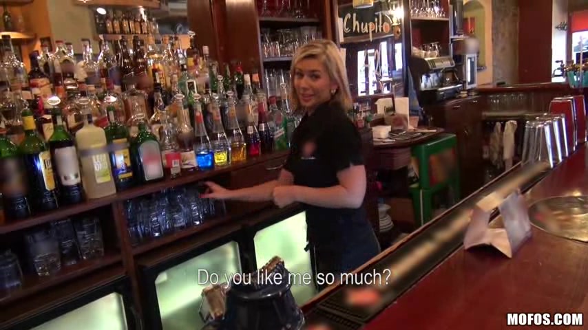 Public Sex Bartender - Bartender sucks a dick on the job - Hell Porno